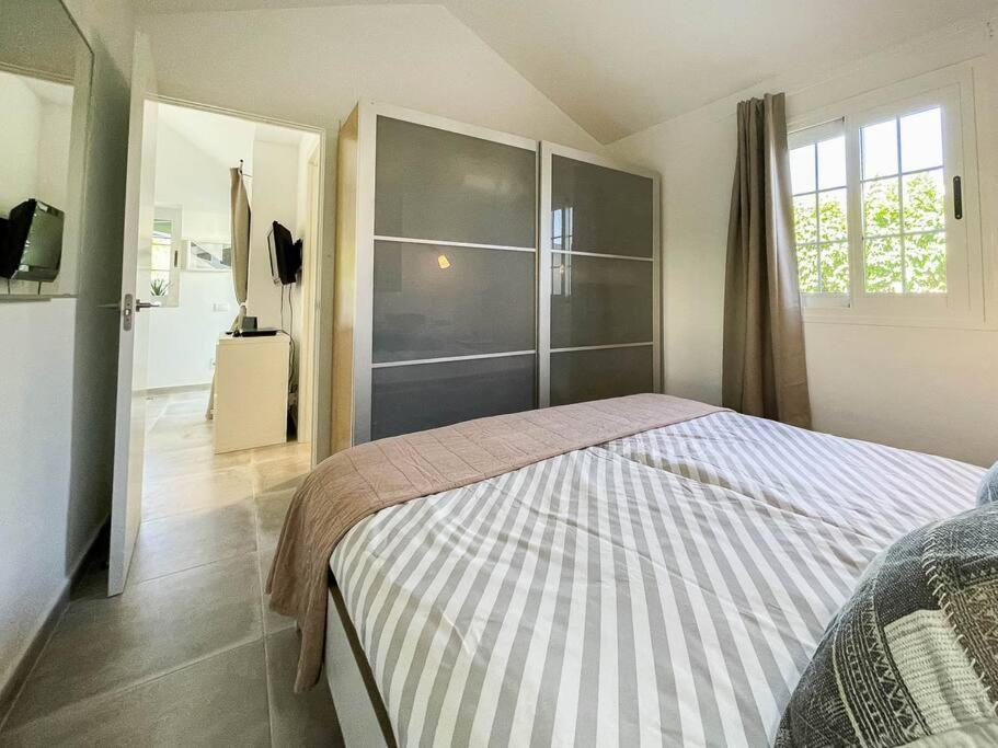 Cozy & Modern Bungalow W/Private Garden Bbq+Wifi 마스팔로마스 외부 사진