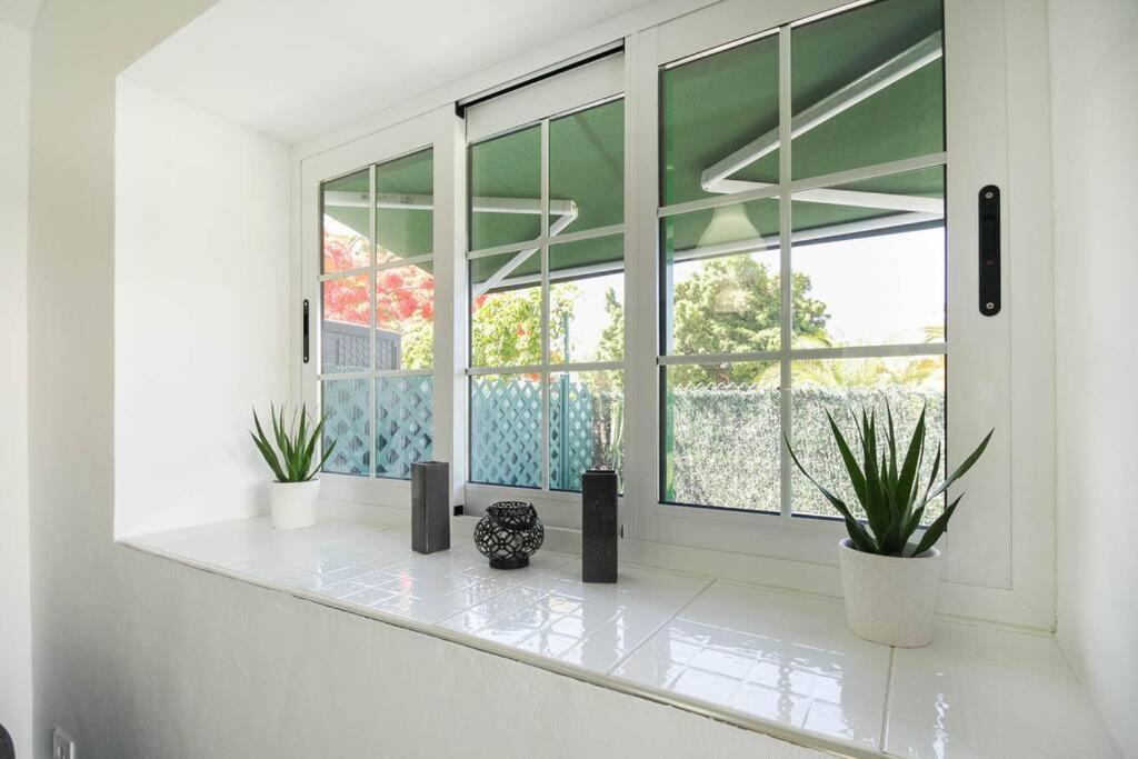 Cozy & Modern Bungalow W/Private Garden Bbq+Wifi 마스팔로마스 외부 사진